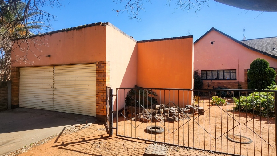 4 Bedroom Property for Sale in Stilfontein North West